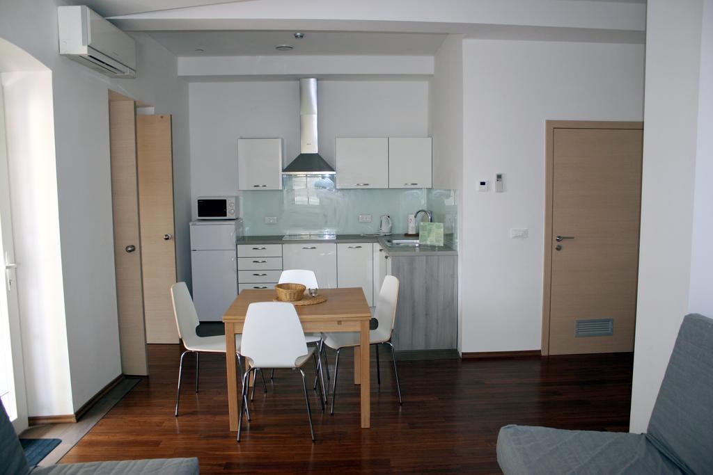 Park Apartments Izola Exterior foto